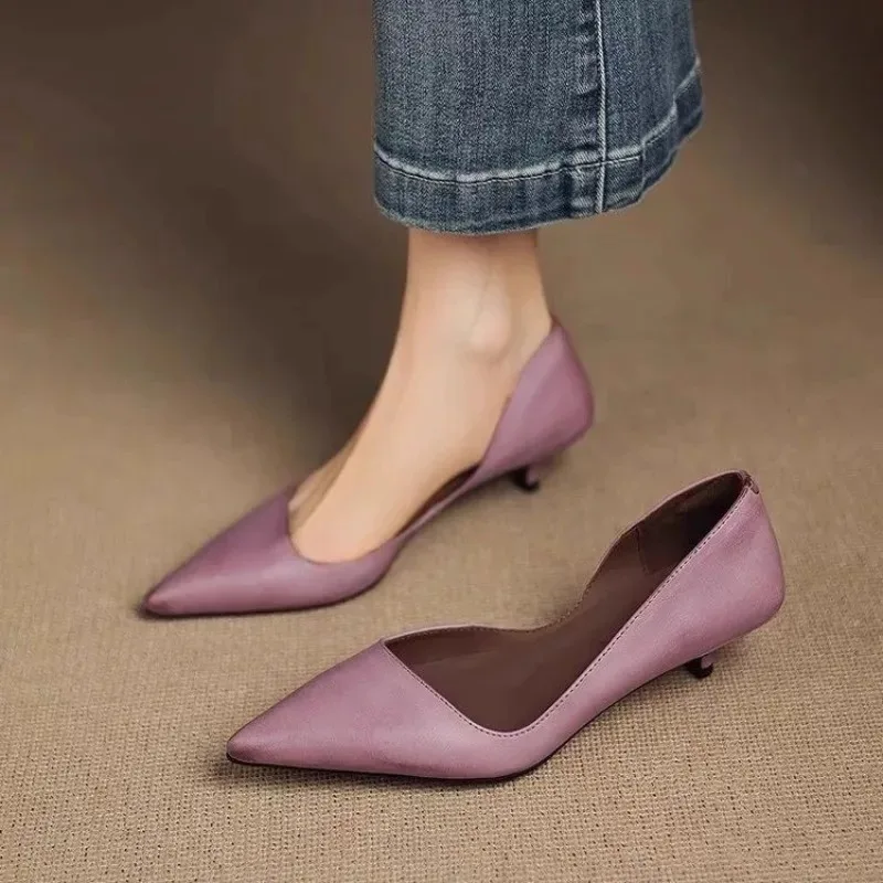 Women'S Fashion Footwear - Chaussures à talons aiguilles à bout
